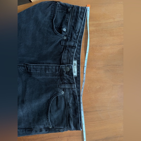 Madewell The Darted Barrel-Leg Jean Olenda wash - Picture 8 of 8